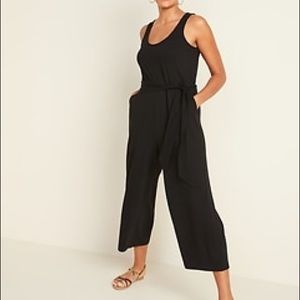 Old Navy jersey sleeveless tie belt jumpsuit